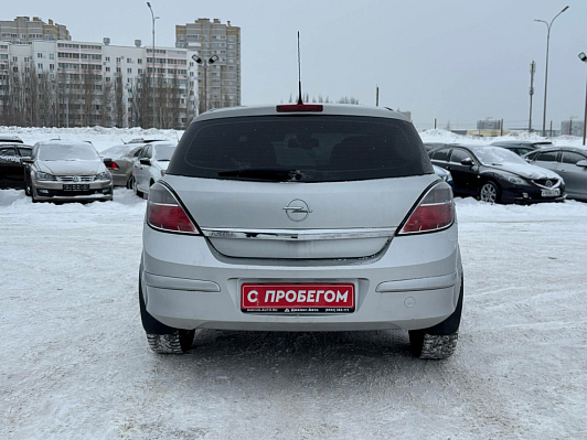 Opel Astra, 2010 года, пробег 194006 км