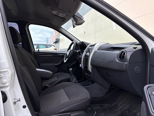 Lada (ВАЗ) Largus Luxe 5 мест Prestige, 2021 года, пробег 92795 км