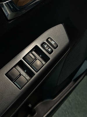 Toyota RAV4, 2016 года, пробег 137000 км