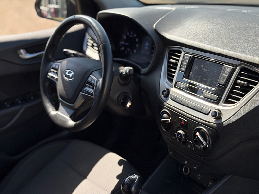 Hyundai Solaris Elegance, 2019 года, пробег 107300 км