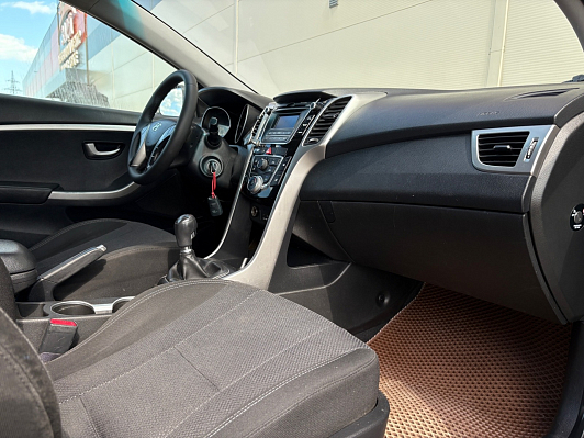 Hyundai i30 Active, 2013 года, пробег 196000 км