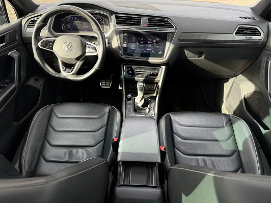 Volkswagen Tiguan R-Line, 2021 года, пробег 97115 км