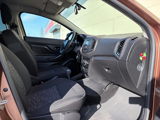 Lada (ВАЗ) XRAY Comfort, 2017 года, пробег 61000 км