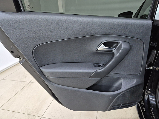 Volkswagen Polo SELECT, 2017 года, пробег 90712 км