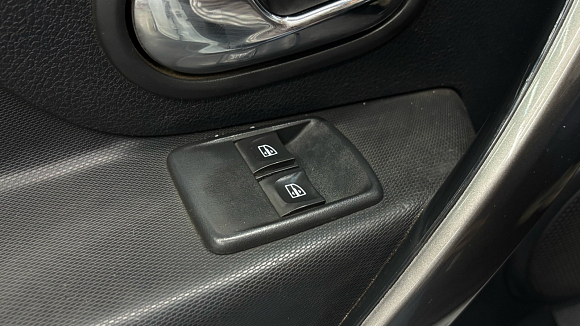 Renault Logan Luxe Privilege, 2017 года, пробег 95210 км