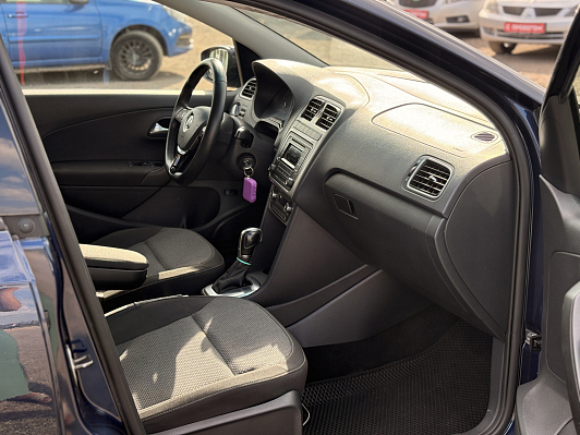 Volkswagen Polo SELECT, 2017 года, пробег 146896 км