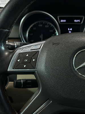 Mercedes-Benz M-Класс, 2011 года, пробег 313000 км
