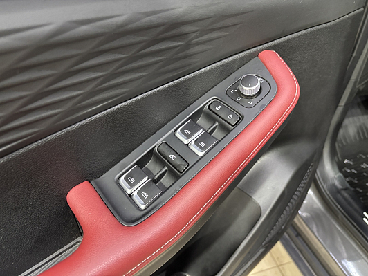 Geely Coolray Comfort, 2023 года, пробег 40426 км