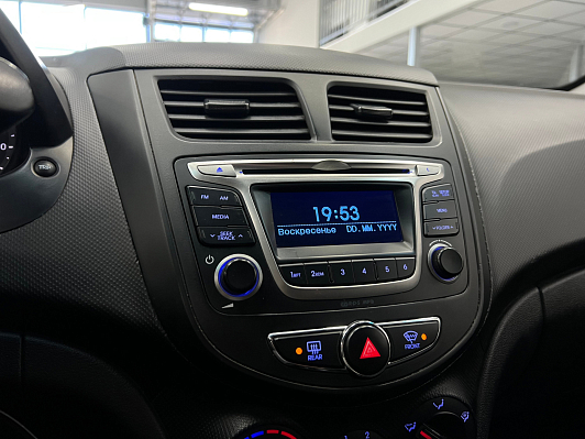 Hyundai Solaris Active, 2015 года, пробег 206000 км