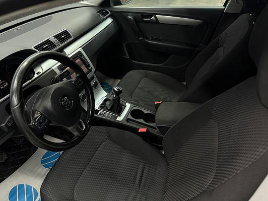 Volkswagen Passat Trendline, 2012 года, пробег 224259 км