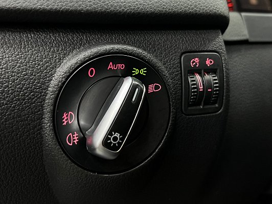 Volkswagen Tiguan Cup, 2013 года, пробег 214000 км
