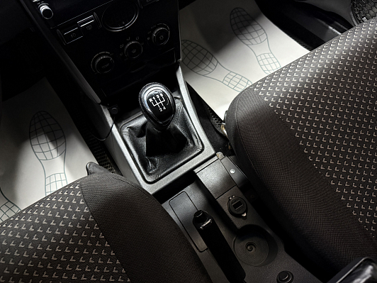 Lada (ВАЗ) Priora Люкс, 2012 года, пробег 175764 км