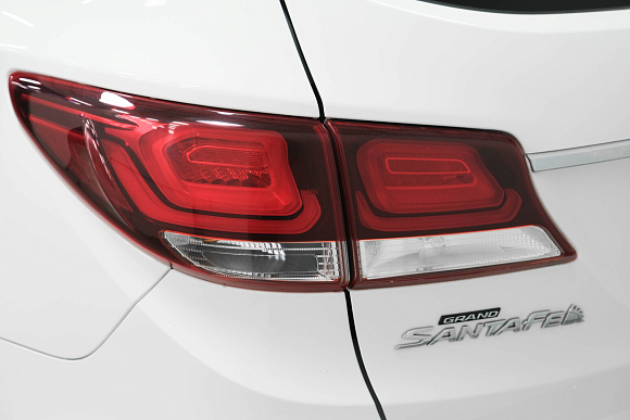 Hyundai Santa Fe High-Tech, 2016 года, пробег 55111 км