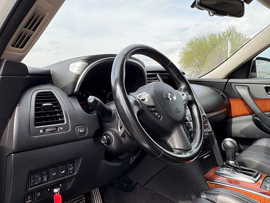 Infiniti FX Premium, 2011 года, пробег 169548 км
