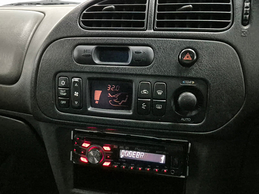 Mitsubishi Lancer, 2000 года, пробег 331398 км