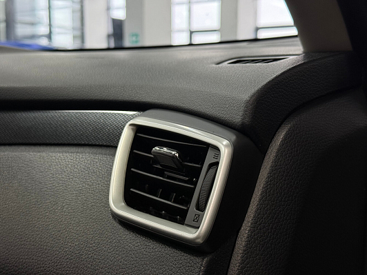 Nissan X-Trail SE, 2015 года, пробег 150119 км