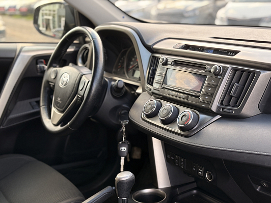 Toyota RAV4, 2013 года, пробег 135138 км