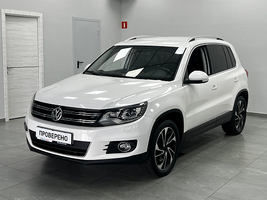 Volkswagen Tiguan Avenue, 2012 года, пробег 305872 км