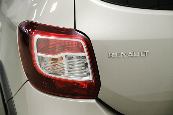 Renault Sandero Confort, 2017 года, пробег 118285 км