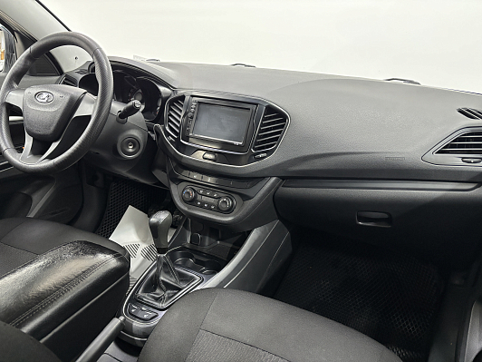 Lada (ВАЗ) Vesta 50 Anniversary, 2017 года, пробег 145540 км