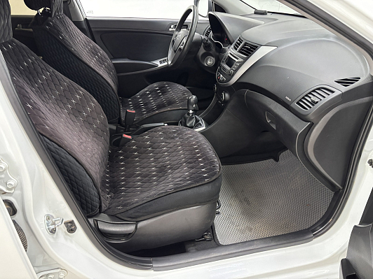 Hyundai Solaris, 2016 года, пробег 197461 км