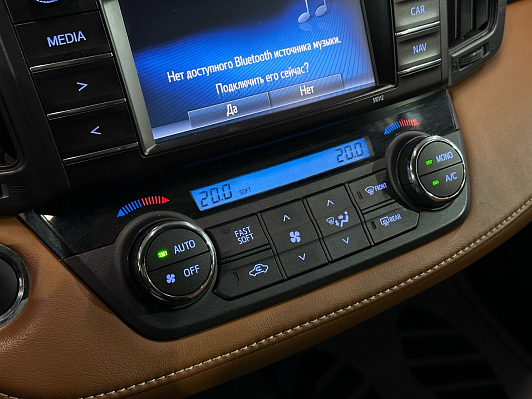 Toyota RAV4, 2016 года, пробег 137000 км