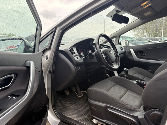 Kia Ceed, 2014 года, пробег 134645 км