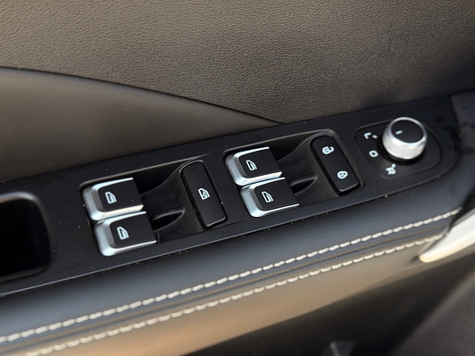 Geely Coolray Flagship, 2023 года, пробег 25630 км