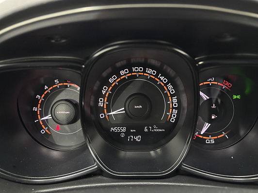 Lada (ВАЗ) Vesta 50 Anniversary, 2017 года, пробег 145540 км