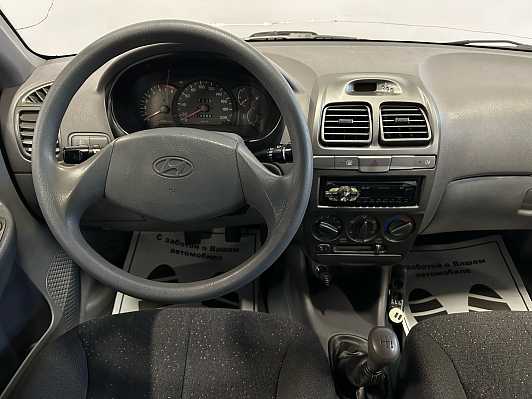 Hyundai Accent, 2011 года, пробег 145500 км
