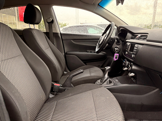 Kia Rio Comfort, 2017 года, пробег 121625 км