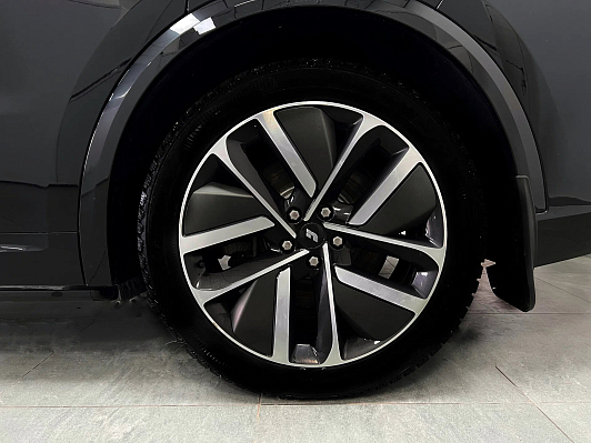 Li Auto (Lixiang) L9 Max, 2023 года, пробег 63671 км