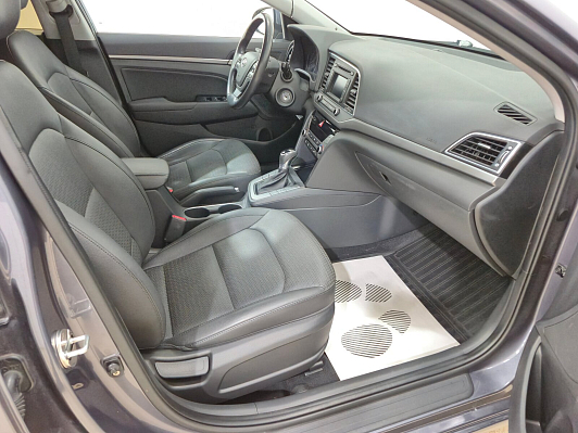 Hyundai Elantra Comfort + Style + High-Tech, 2017 года, пробег 99074 км