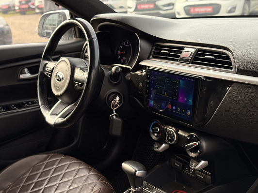 Kia Rio Лига Европы, 2018 года, пробег 85249 км