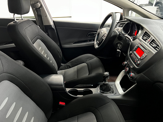 Kia Ceed Comfort, 2013 года, пробег 140078 км