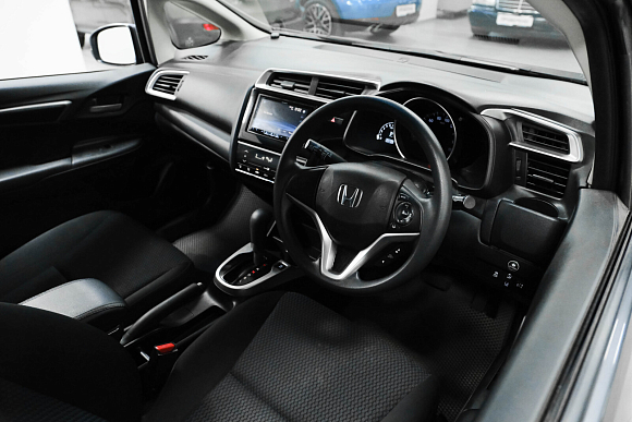 Honda Fit, 2019 года, пробег 122154 км