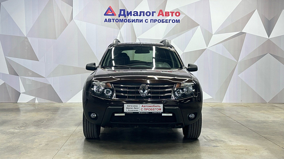 Renault Duster, 2015 года, пробег 201500 км