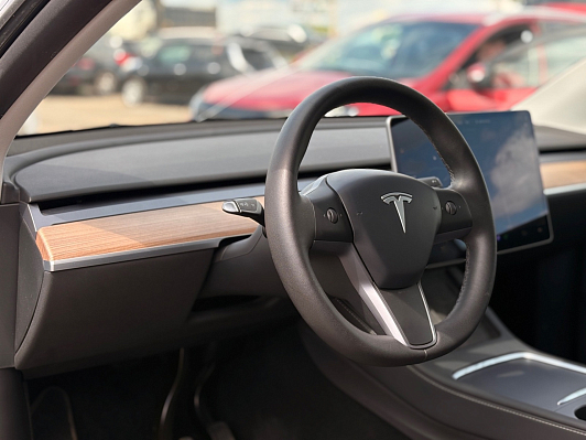 Tesla Model Y, 2021 года, пробег 44150 км