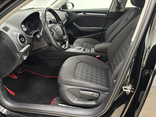 Audi A3 Attraction, 2015 года, пробег 166821 км