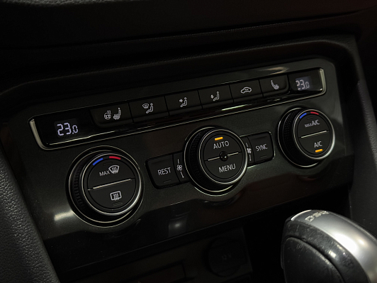 Volkswagen Tiguan CONNECT PLUS, 2017 года, пробег 245000 км