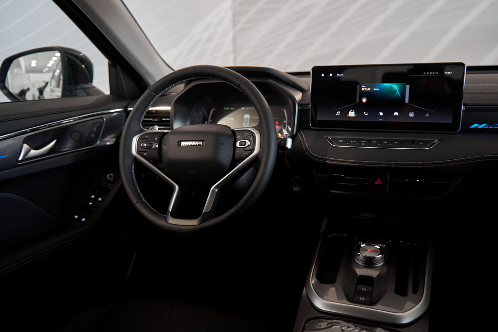 Haval Jolion Премиум, черный