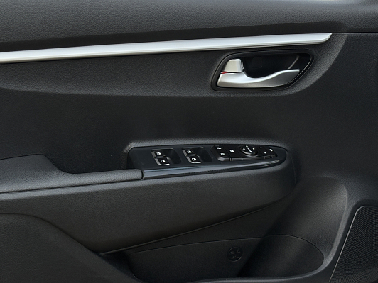 Kia Rio Prestige, 2020 года, пробег 101500 км