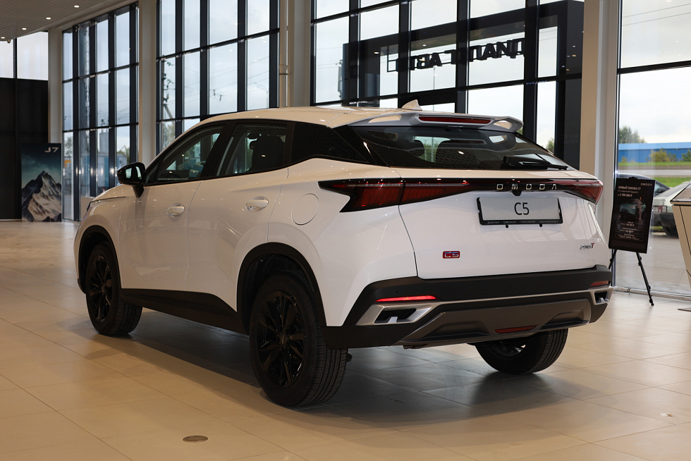 Omoda C5 Drive, белый