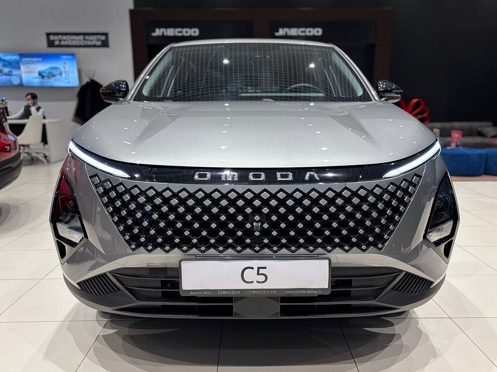 Omoda C5 Актив, серебряный