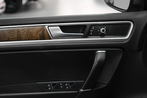 Volkswagen Touareg Business, 2015 года, пробег 335000 км