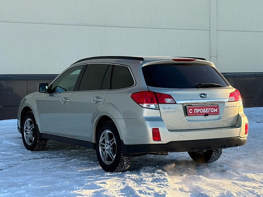 Subaru Outback, 2010 года, пробег 249500 км