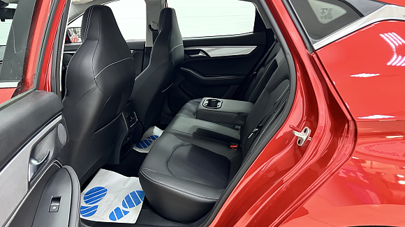 JAC J7 Luxury, красный
