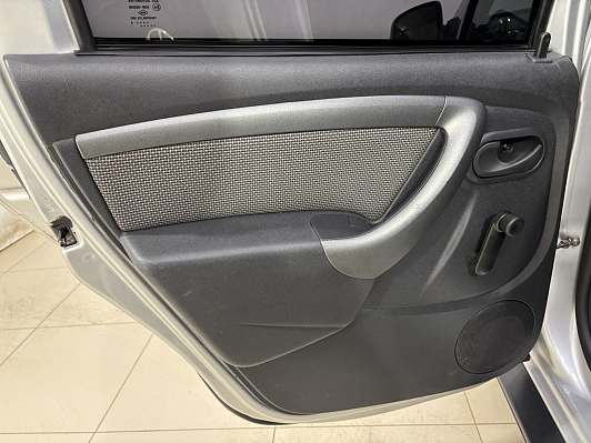 Renault Duster Life, 2016 года, пробег 148227 км