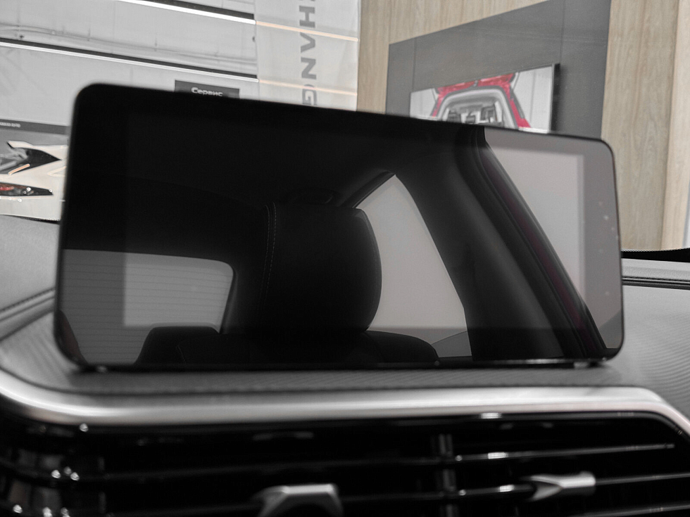 Changan Alsvin Luxe, красный