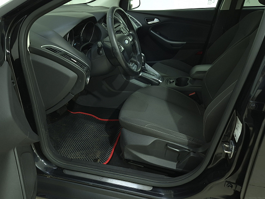 Ford Focus Titanium, 2012 года, пробег 144880 км